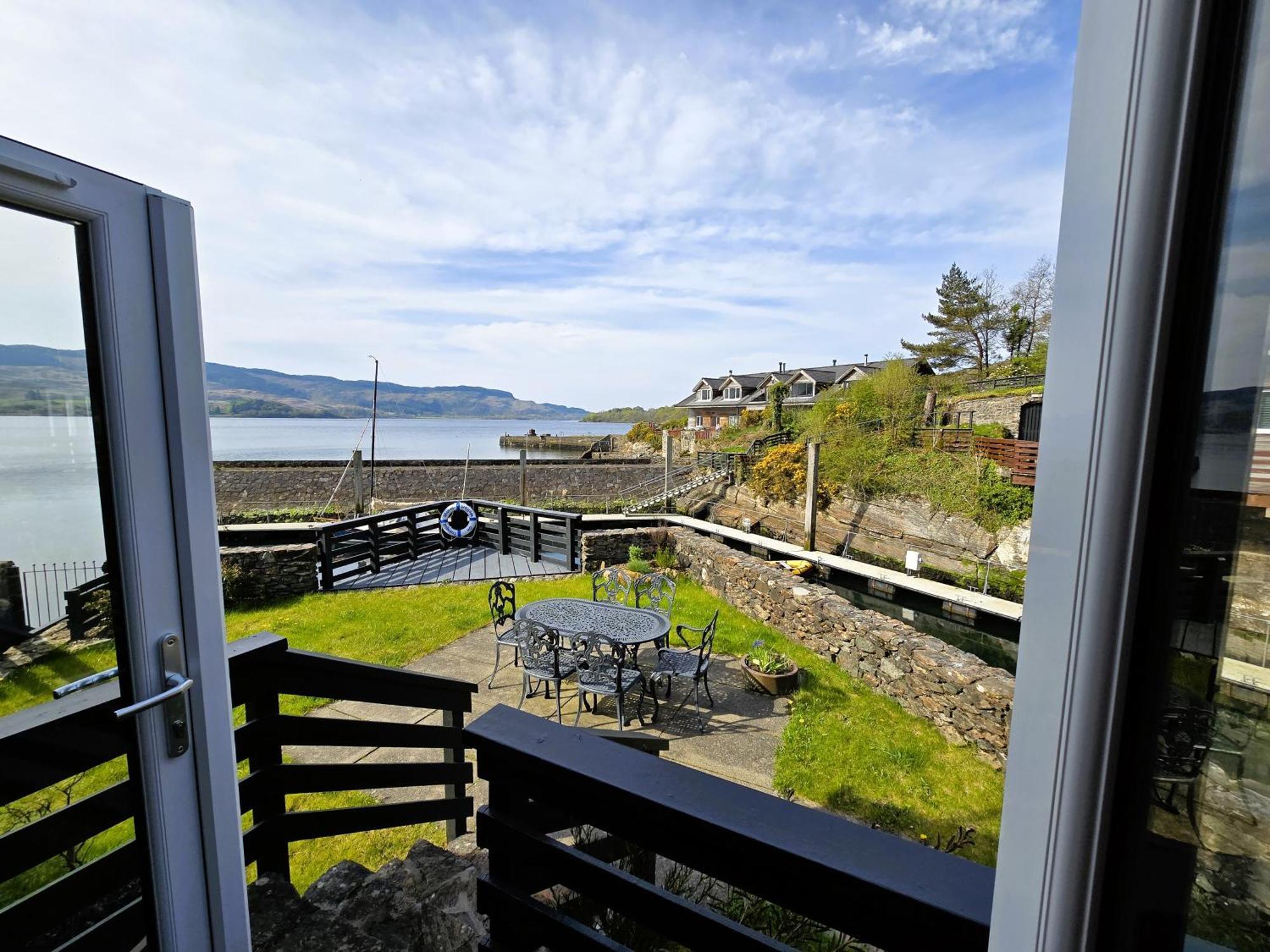 Melfort Pier & Harbour Resort Kilmelfort Exteriör bild