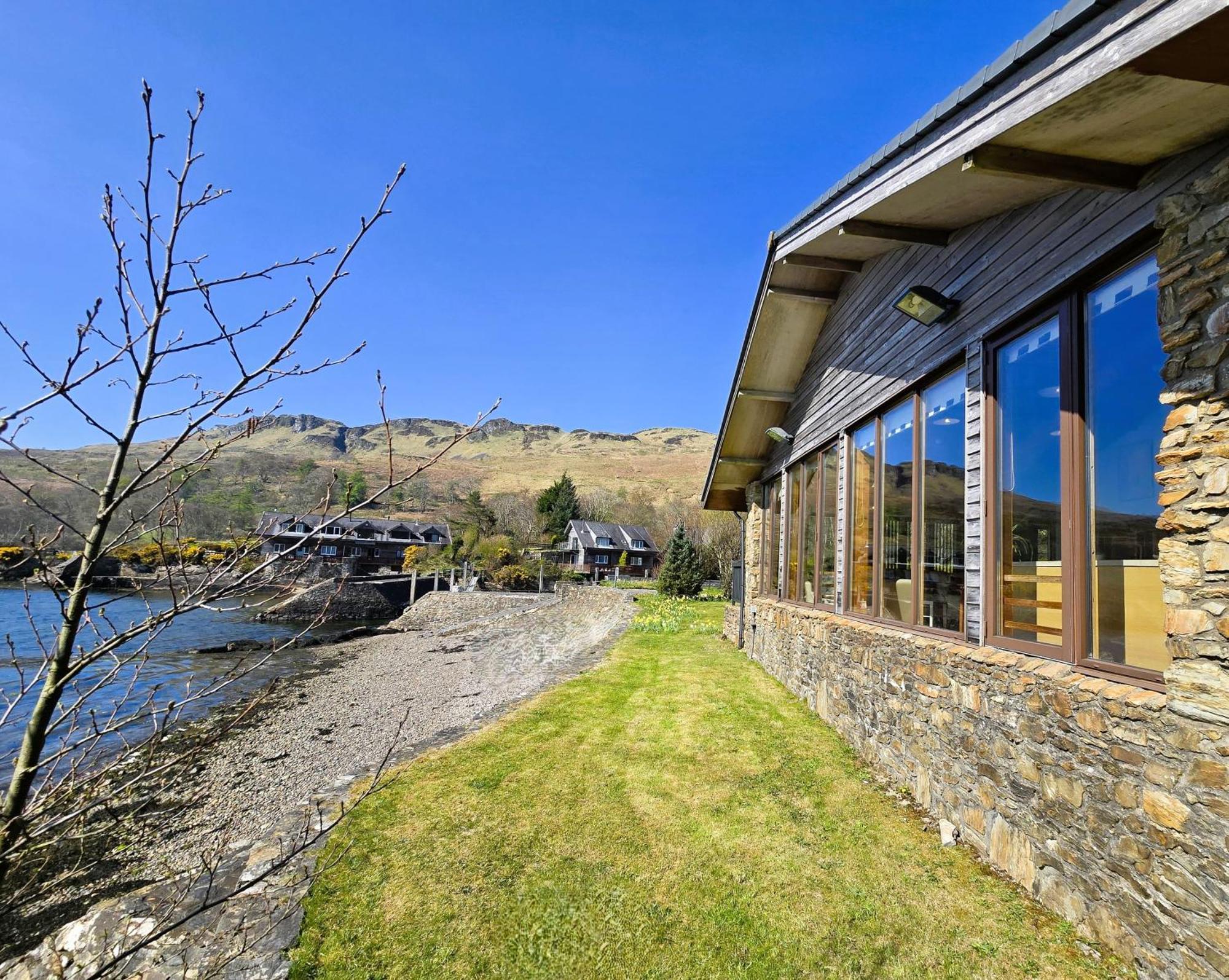 Melfort Pier & Harbour Resort Kilmelfort Rum bild